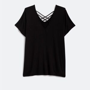 Adorable Black Top 🖤